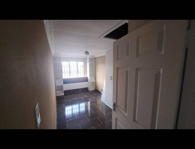 2 BEDROOM PROPERTY TO RENT IN ALAN MANOR